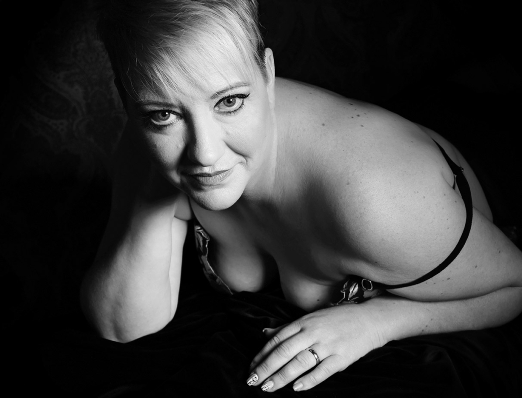 boudoir-photography-christmas-gift-vouchers