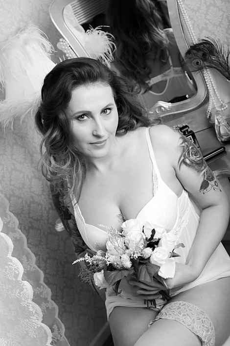 light-bright-boudoir-photography-midlands-040 light-bright-boudoir-photography-midlands